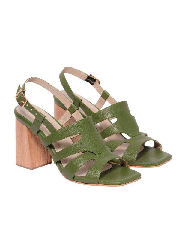 Sandalias de tacón verde modelo Meia de Zuoro Shoes, con tiras anchas cruzadas y tacón elegante en acabado madera